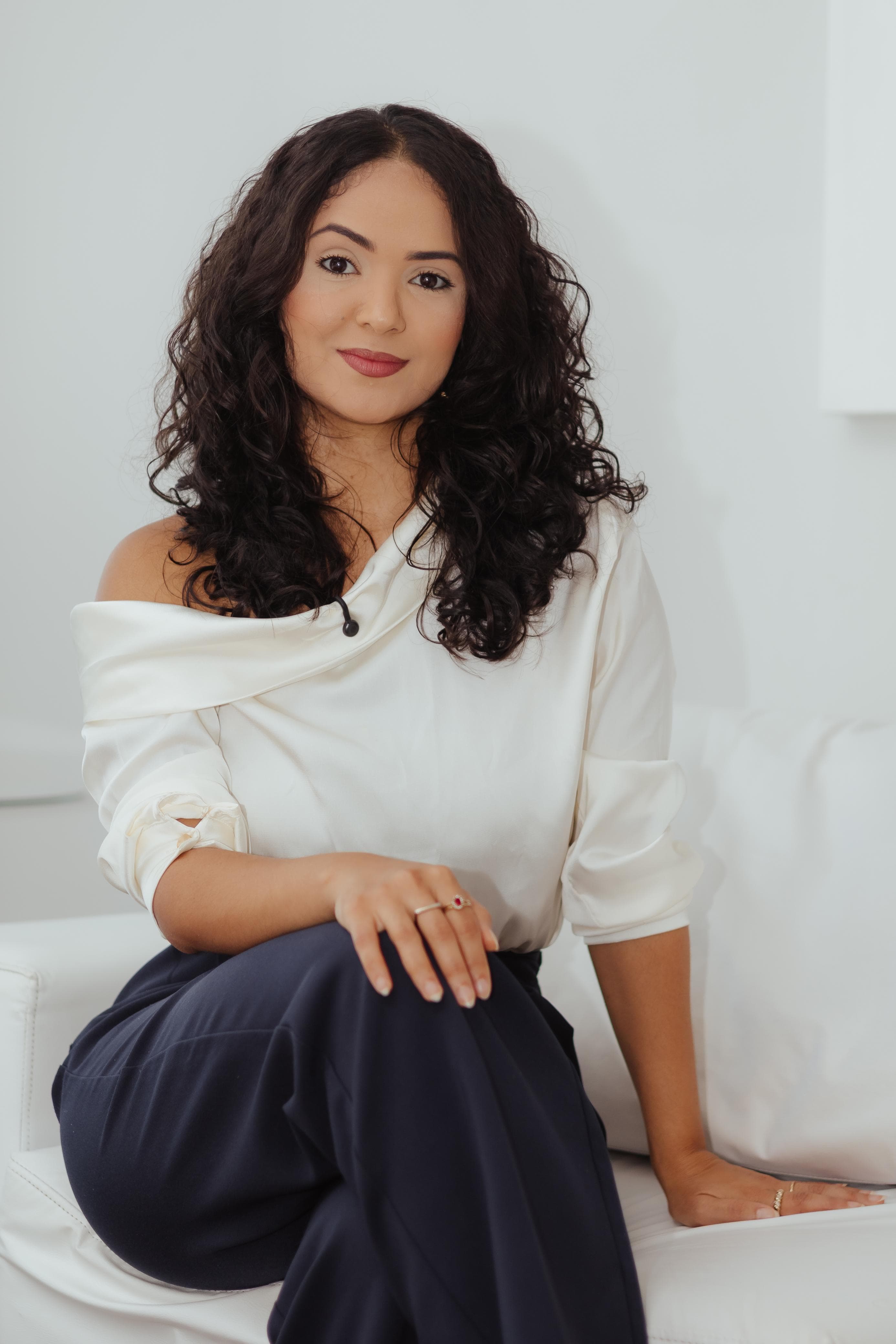 Retrato profissional de Manuela Meira